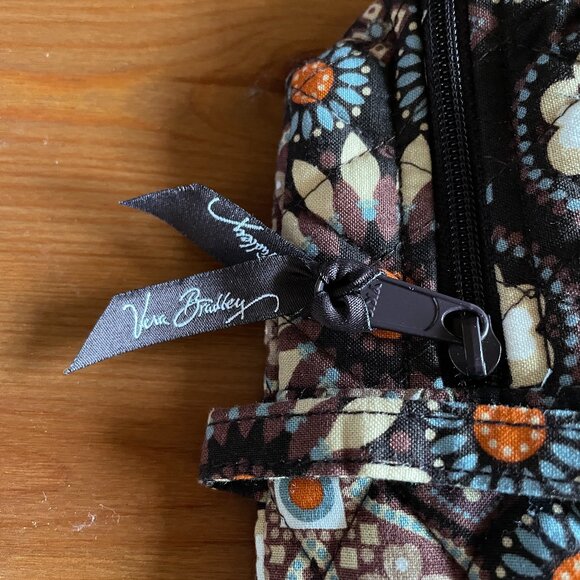 NWOT Vera Bradley Retro Floral Print Zip Close PVC Lined Quilted Cosmetic Case - Picture 10 of 12